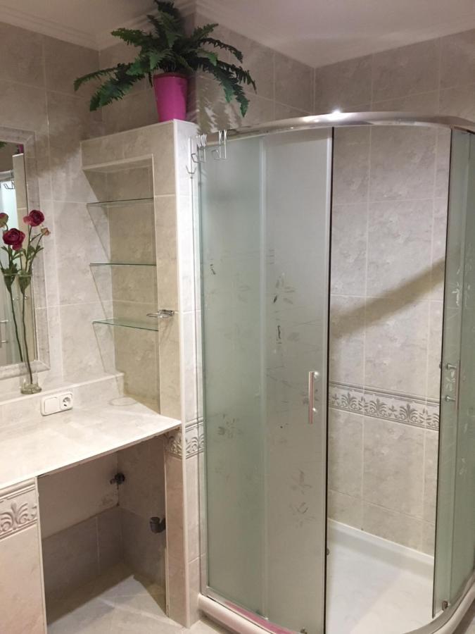 Tocc Apartman Gyál Екстериор снимка
