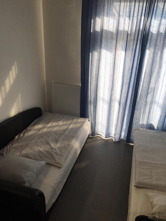 Tocc Apartman Gyál Екстериор снимка