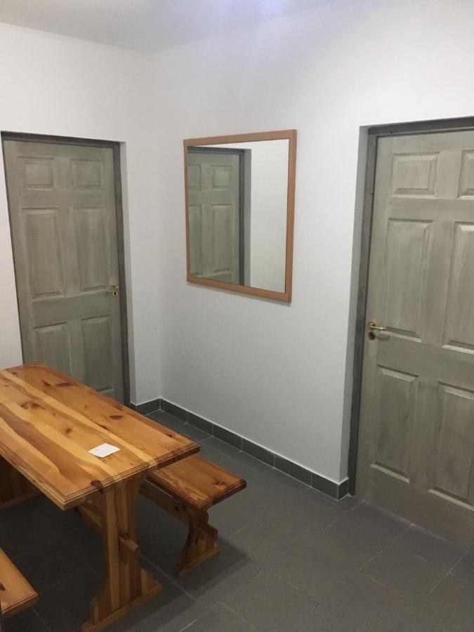 Tocc Apartman Gyál Екстериор снимка