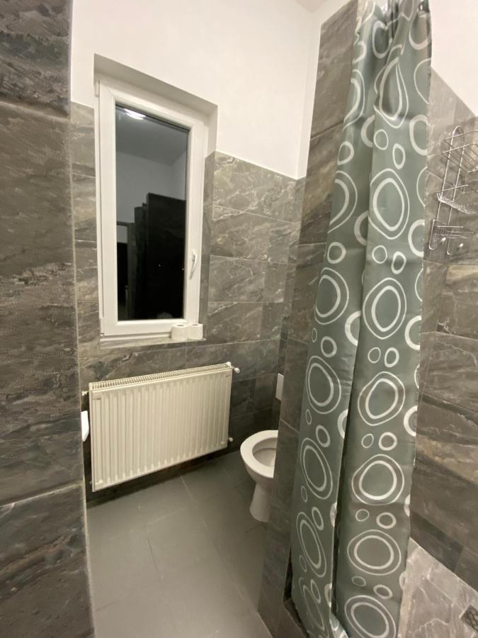 Tocc Apartman Gyál Екстериор снимка