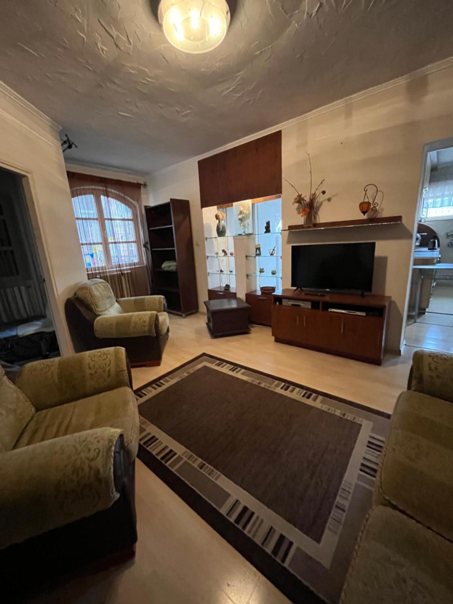 Tocc Apartman Gyál Екстериор снимка
